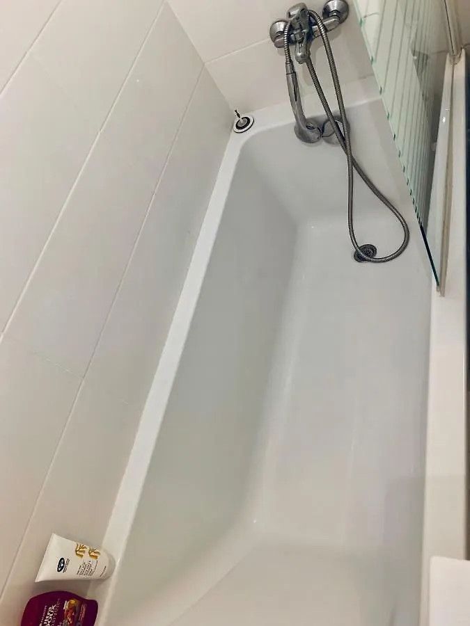 New Studio Like Hotel Room “Paris Expo “ Porte De Versaille Apartment